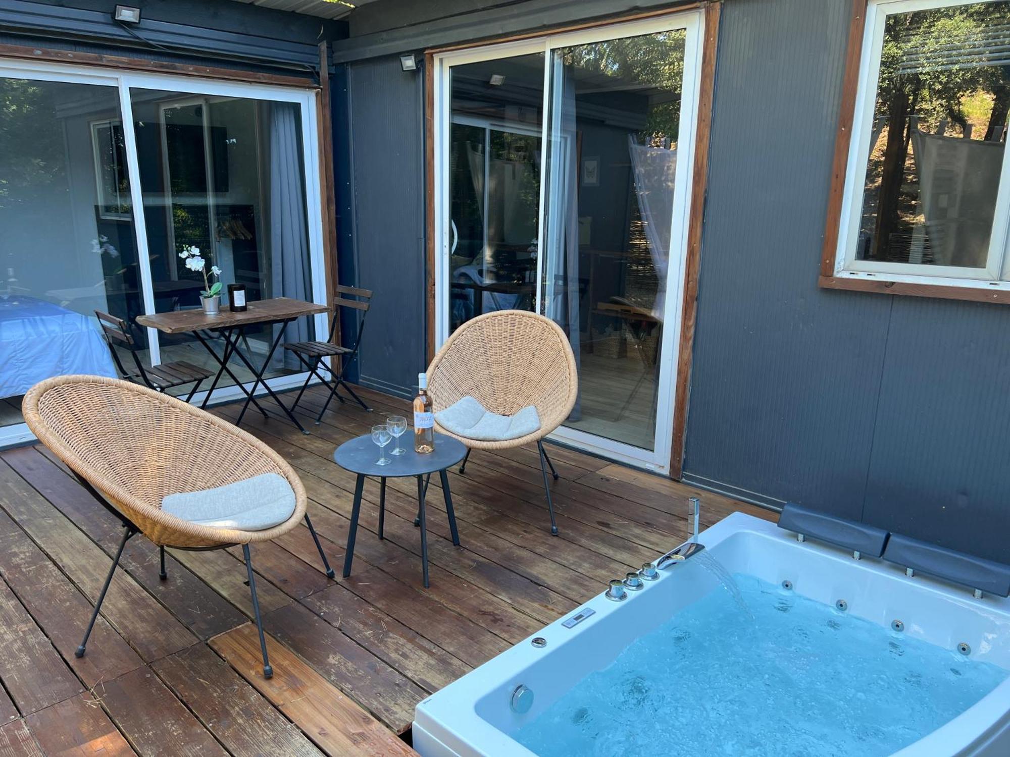 Superbe Cabane Jacuzzi Jardin Clim Wifi Parking 梅瑞尔 外观 照片